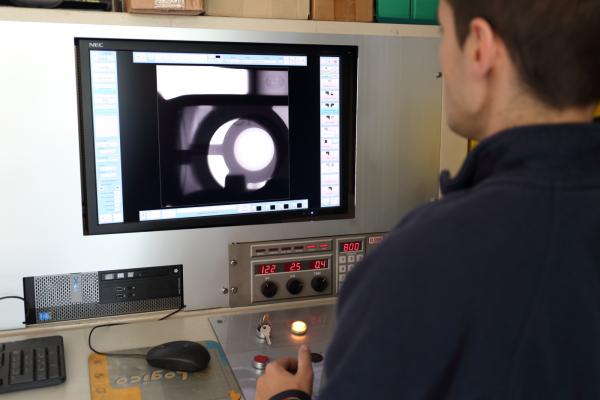 Controllo radioscopico dei getti